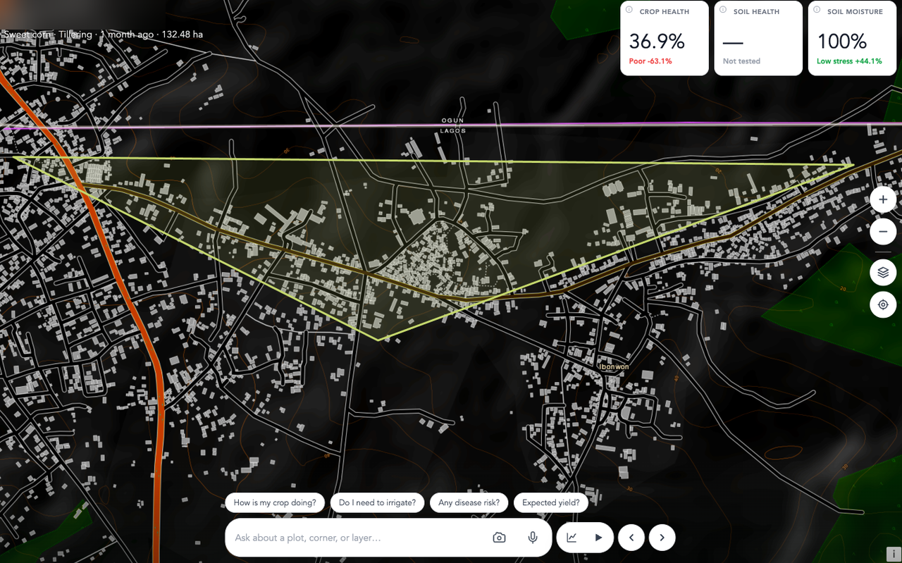 Live field dashboard with satellite map